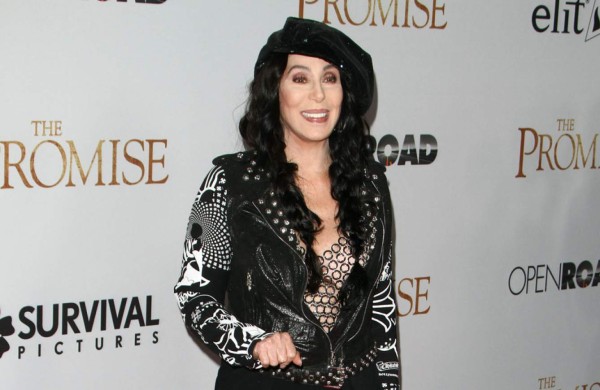 Cher fue 'obligada' a participar en la secuela de 'Mamma Mia'  