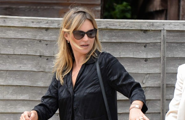 Kate Moss aparece borracha en un aeropuerto turco