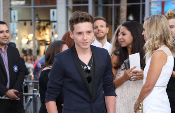 Brooklyn Beckham no sabe a qué dedicarse