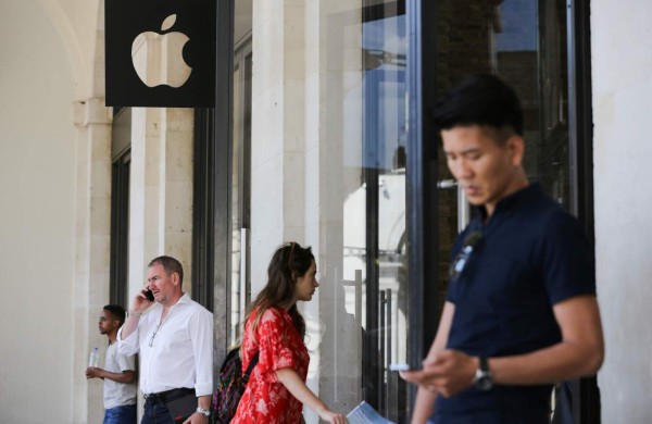 Europa enfrenta a Apple por pago de impuestos