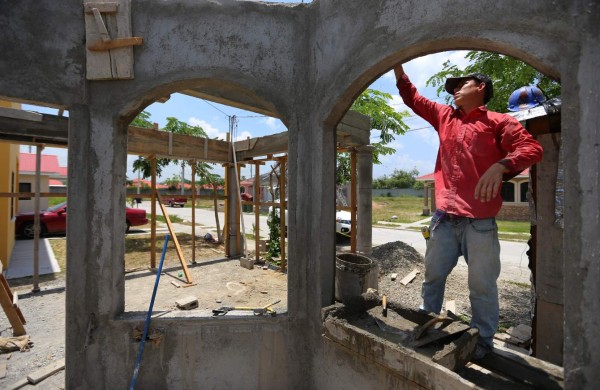 Cobro del 1.5% afecta agro, comercio y construcción