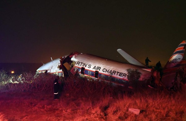 Video: Pasajero graba momento en que se estrella avión en el que viajaba