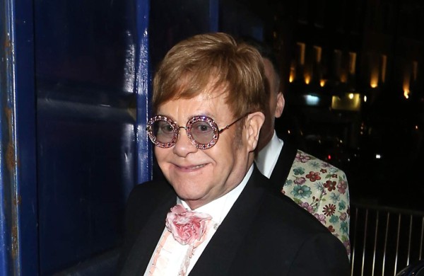 ¿Será Elton John uno de los profesores del hijo del príncipe Harry y Meghan Markle?   