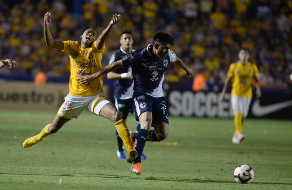 Monterrey vence a Tigres y acaricia el título de la Concachampions