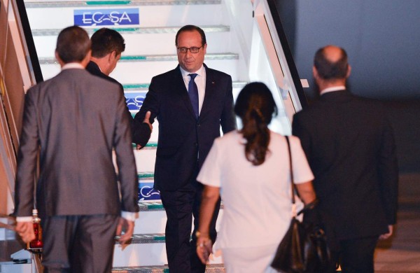 Histórica visita a Cuba del presidente francés François Hollande
