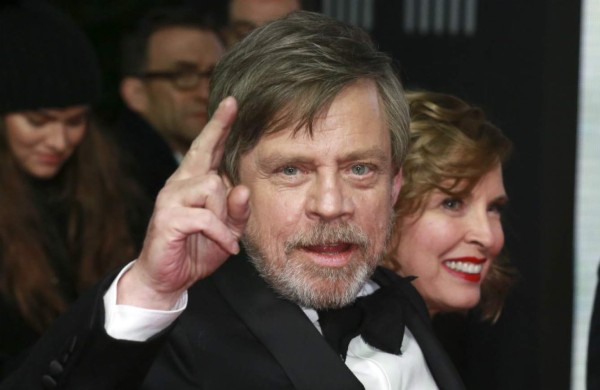 Mark Hamill busca trabajo a través de Twitter