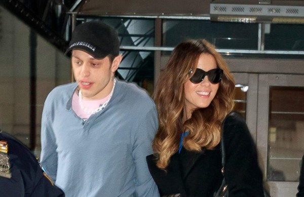 Pete Davidson y Kate Beckinsale presumen su amor en Nueva York