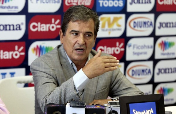 Jorge Luis Pinto: 'Veo muy complejo jugar en el estadio Nacional”