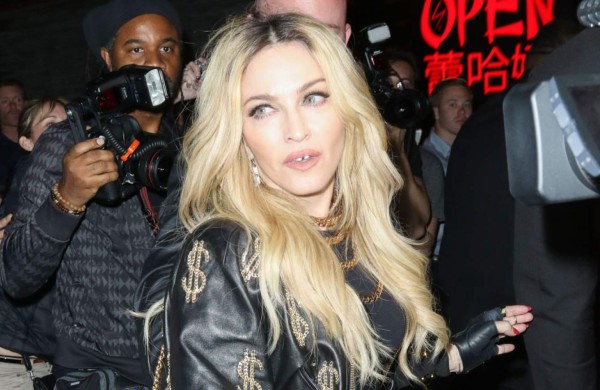Madonna cree que Guy Ritchie influye en las decisiones de su hijo