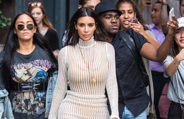 Kim Kardashian hace su primera aparición pública
