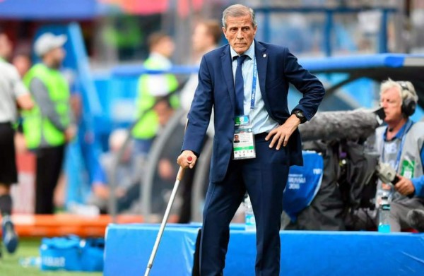 Uruguay renueva al veterano seleccionador Óscar Tabárez por cuatro años más