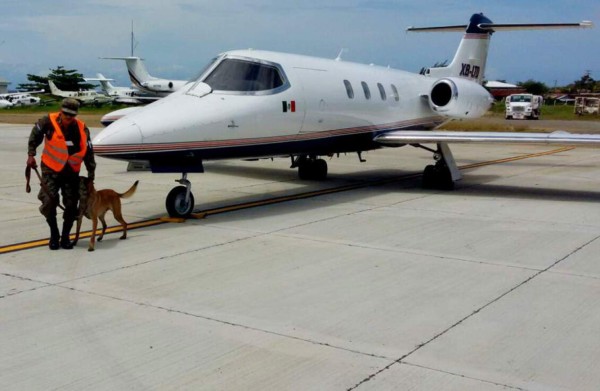 Misterioso jet abandonado en Roatán transportaba droga