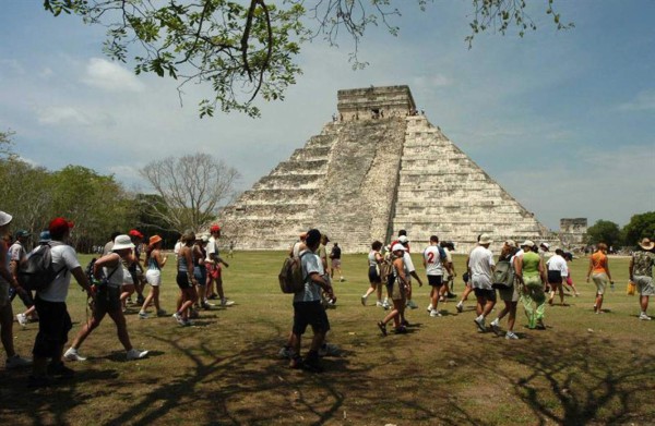 México buscará unir por tren la zona maya para potenciar el turismo