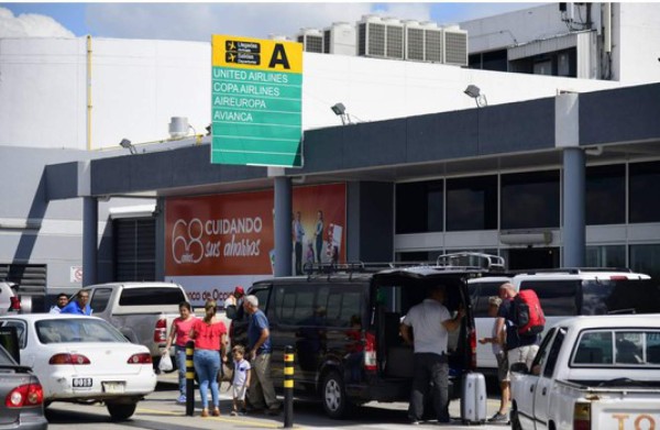 Cohep presenta propuesta para manejo de los aeropuertos de Honduras