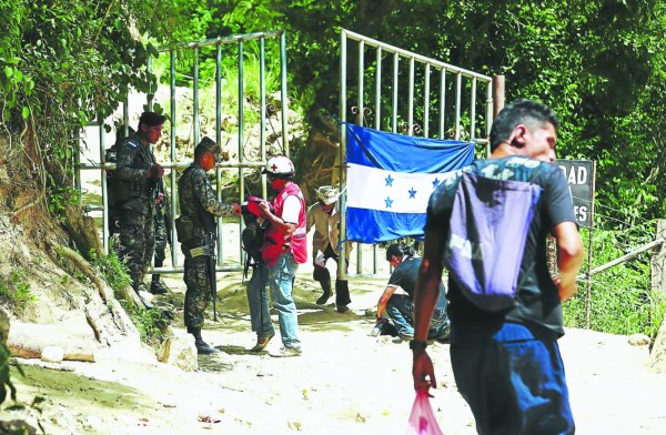 A 9 días de búsqueda, el cansancio no abate a mineros de El Corpus