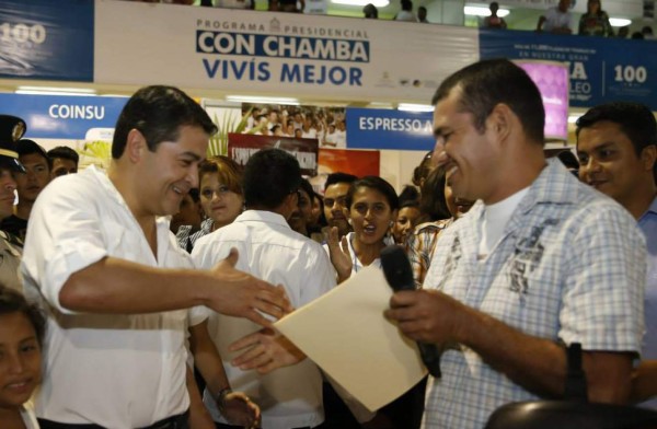 El drama por conseguir un empleo en Honduras