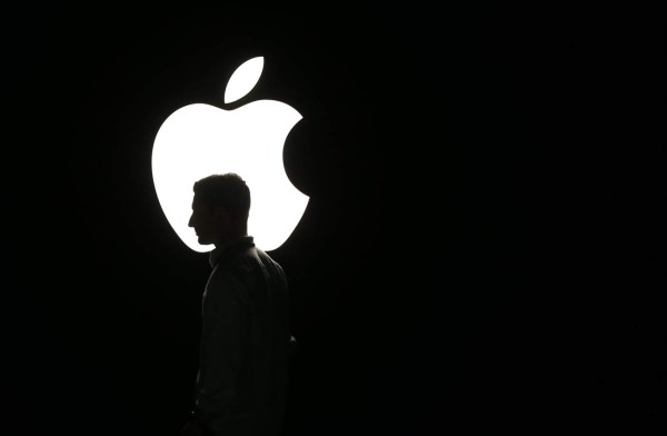 Trump insta a Apple a producir en EEUU para evitar posibles aranceles a China