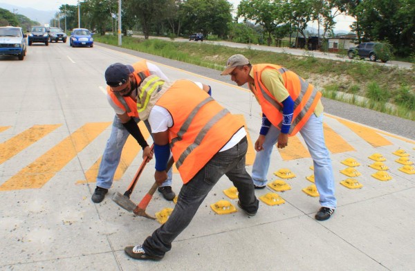 Retiran boyas de la ampliación del segundo anillo