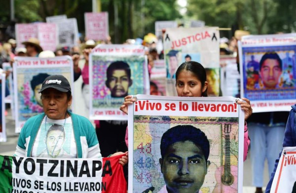 Caso Ayotzinapa: Fiscalía mexicana perseguirá a exfuncionarios negligentes