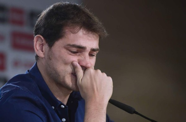 Casillas: 'Real Madrid me lo ha dado todo, esto es difícil'