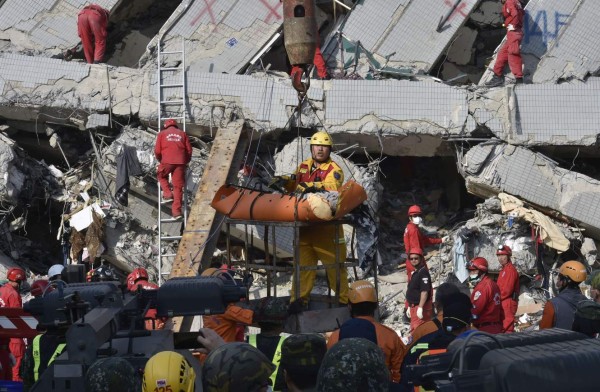 Cifra de víctimas por sismo en Taiwán se eleva a 31