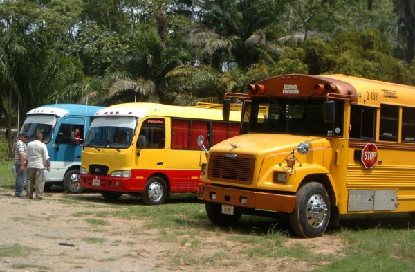 Medidas estrictas para buses anuncian autoridades para el feriado en La Ceiba