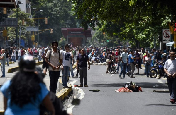 '¡Tenemos hambre!' gritan venezolanos a Nicolás Maduro 