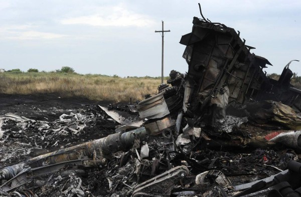 Localizan los cuerpos de 181 muertos del vuelo MH17 de Malaysia Airlines