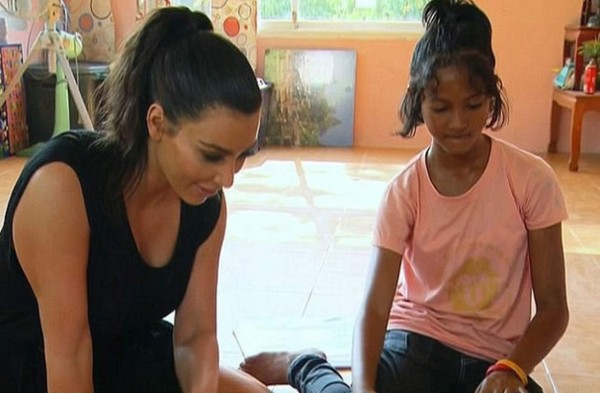 La niña que rechaza adopción de Kim Kardashian