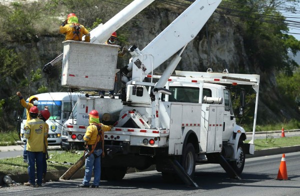 Cree: EEH deberá instalar un mayor número de medidores