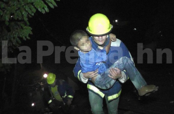 Evacúan a 30 personas en Copán Ruinas por inundaciones