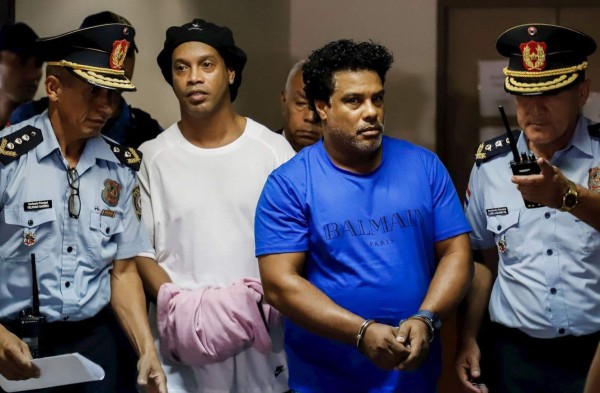 Hermano de Ronaldinho fue atendido de emergencia mientras cumple prisión domiciliaria