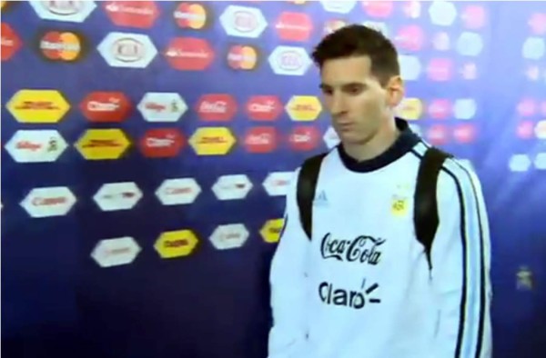 VIDEO: Messi y su mal perder: no se detuvo ante los medios
