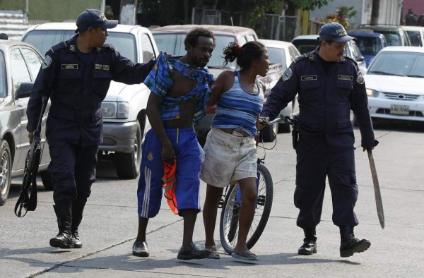 Pelea por un parqueo casi termina en tragedia en La Ceiba