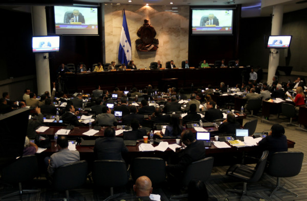 Deuda total de Honduras representa el 42% del PIB