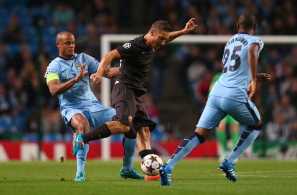 Manchester City no pudo con la Roma y se complica en la Liga de Campeones