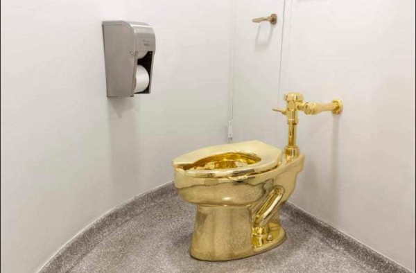 Roban inodoro de oro macizo valorado en unos 5 millones de dólares