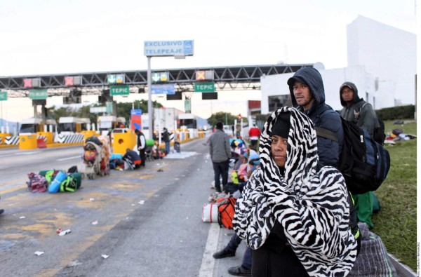 Manifestación antiinmigrante disfraza xenofobia con llamados a la ley y orden