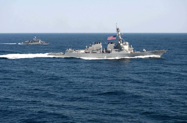 EUA desafía a China al enviar buque militar 
