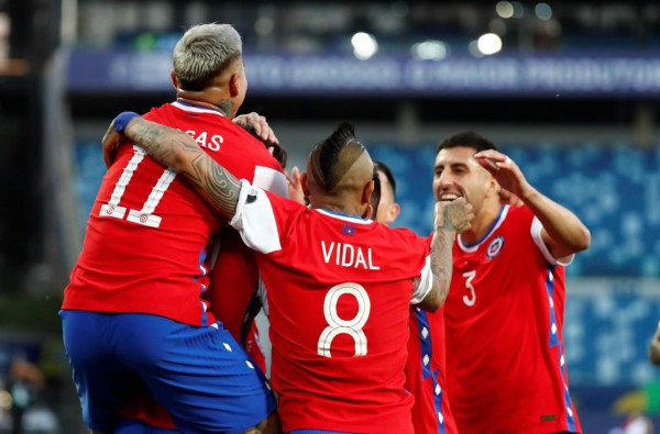 Chile derrotó por 1-0 a Bolivia en la segunda jornada de la Copa América. Foto EFE