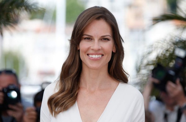 Hilary Swank prohibió los celulares en su boda