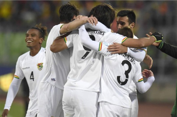 Bolivia acaricia los cuartos tras vencer a Ecuador