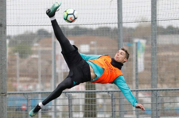 ¡Lo volvió a hacer! Cristiano Ronaldo marca otro golazo de chilena en entrenamiento