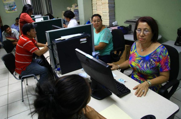 Trabajo dispone de 100 plazas en San Pedro Sula