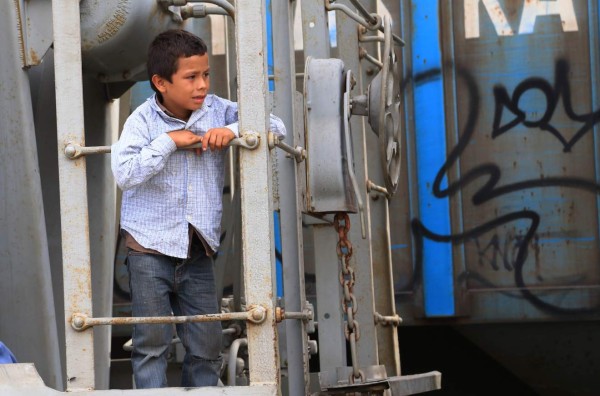 Casos de niños migrantes en EUA deben estudiarse antes de deportación: ACNUR