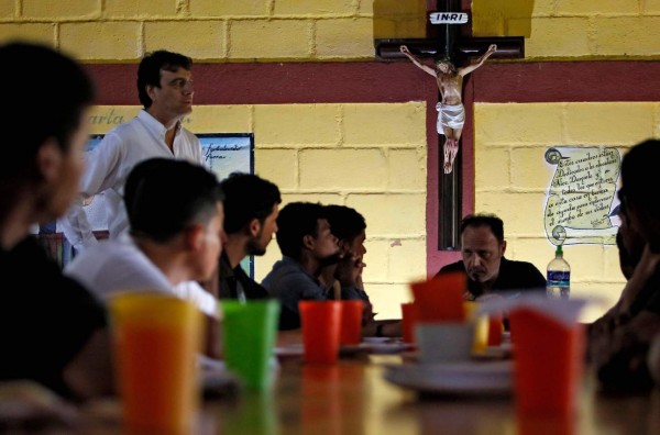 Sacerdote italiano: 'Seleccioné Honduras creyendo que era en África'