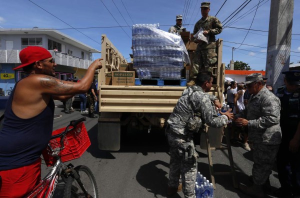 Puerto Rico clama por ayuda a USA para evitar crisis humanitaria