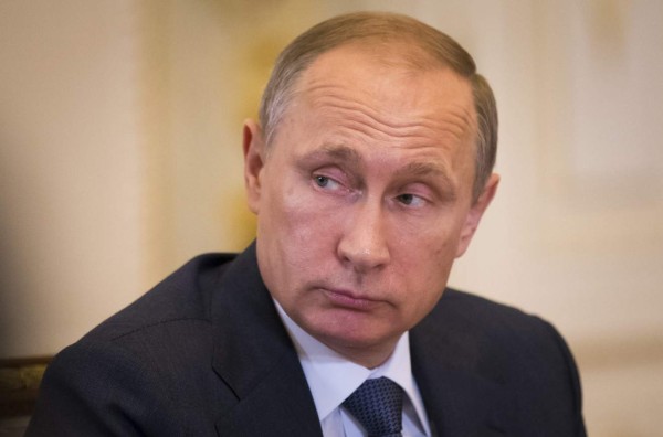 Putin acusa a EUA de provocar una nueva guerra fría