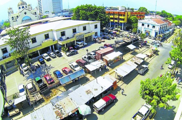 Censan a vendedores en las calles sampedranas