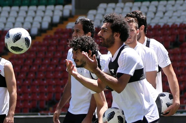 Salah realiza su primer entrenamiento colectivo con Egipto en el Mundial